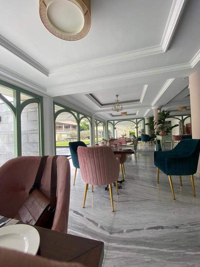 Hotel Nambiar Club Bellezea Kammasandra Exteriér fotografie
